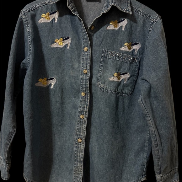 Keren Hart Denim embroidered Button up Long sleeve embroidered shoe design - Picture 6 of 11